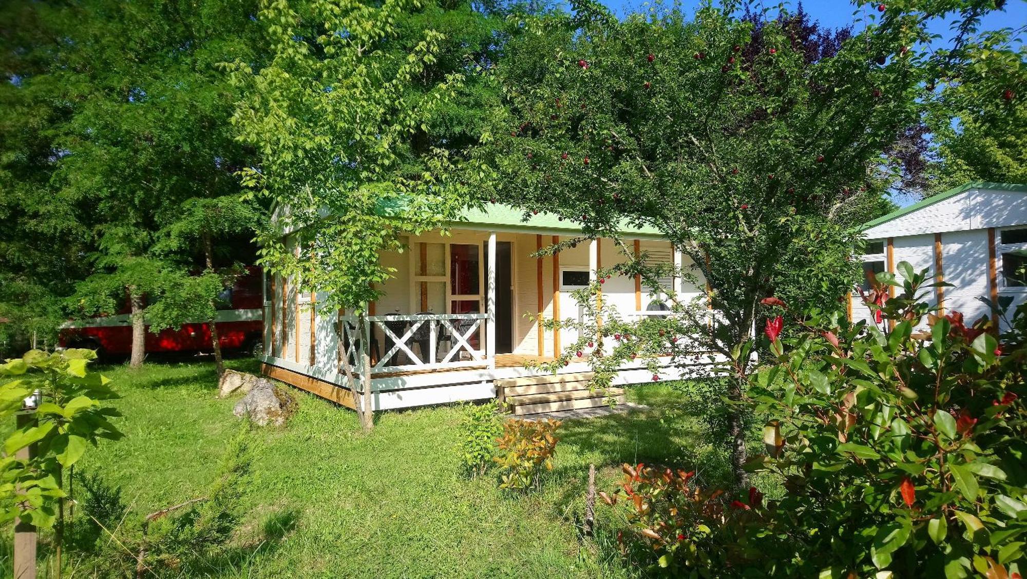 منزل الضيف Devillac  في Camping Fontaine Du Roc المظهر الخارجي الصورة